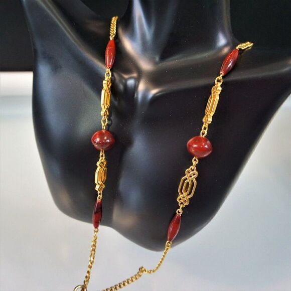 Vintage 1978 Sarah Coventry Safari Medallion Necklace Detachable Pendant - Picture 4 of 9